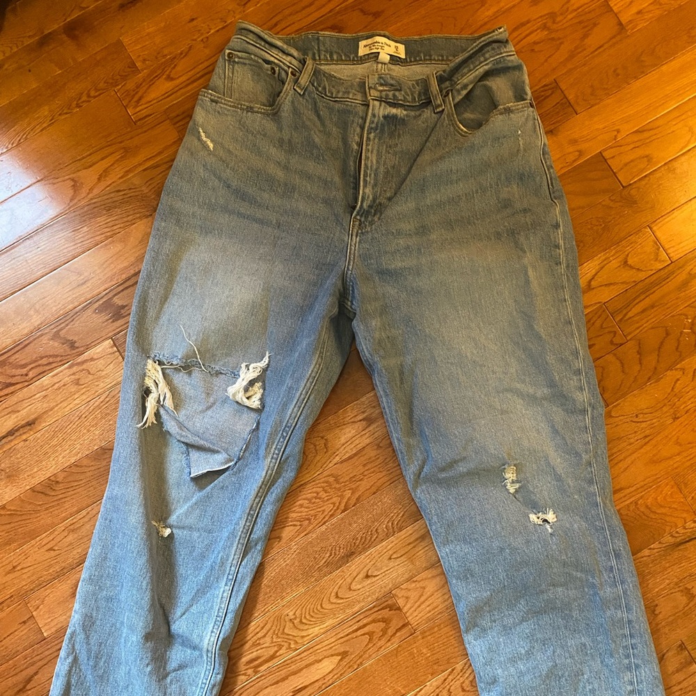 A&F 90s STRAIGHT CURVE LOVE